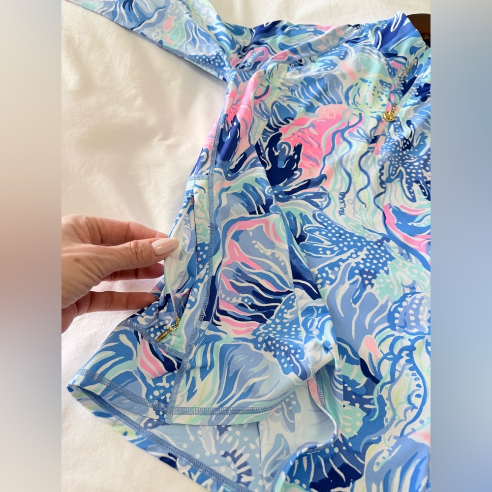 Lilly Pulitzer | SZ XS | Marion Half Zip UPF 50+ Long Sleeve top Surf Blue Pink - Picture 7 of 12